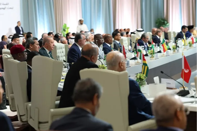 Cumhurbaşkanı Erdoğan: İsrail’e karşı güçlü tepki şart! Savunma sanayi iş birliği yoğunlaşmalı!