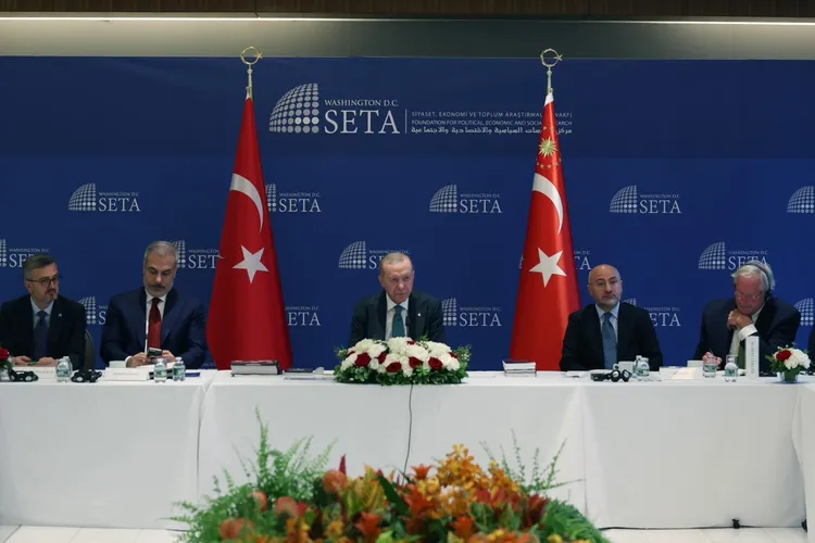 Türkevi’nde ABD’li düşünce kuruluşlarıyla buluştu