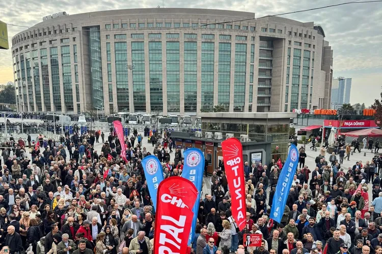 İmamoğlu’nun babası ve oğluna yurtdışına çıkış yasağı!