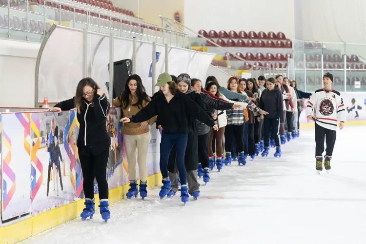 İzmir’de ‘Buz Sporları Salonu’ yeni sezona hazır