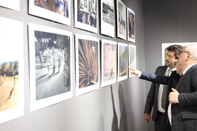 Sakarya’nın kültürünü yansıtan kareler sanatseverle buluştu