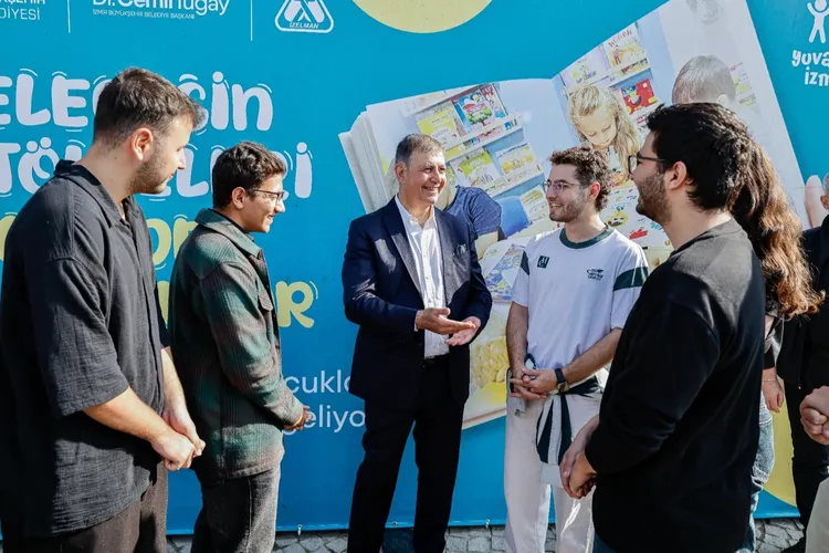 İzmir’de minikler ve üniversiteliler ‘Geleceğin Atölyeleri’nde buluşuyor