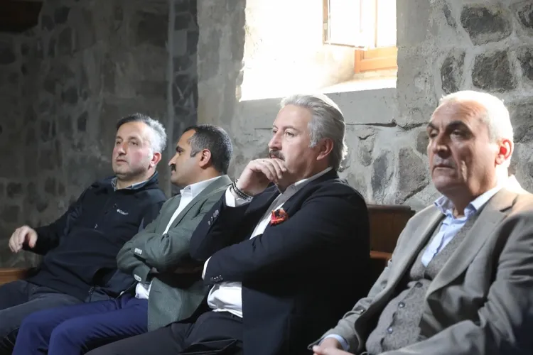 Kayseri Mektep Melikgazi’de kariyer söyleşileri sürüyor