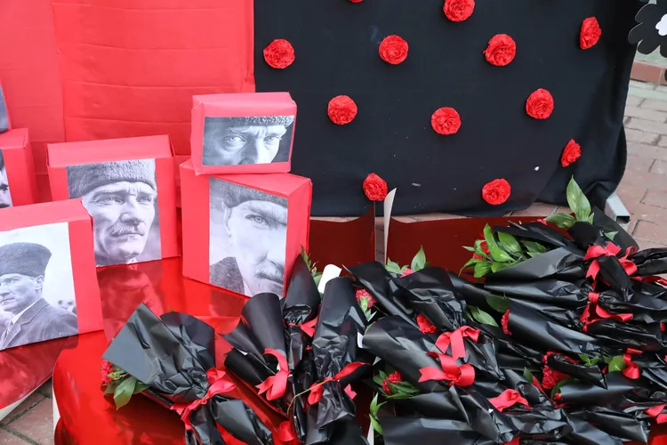 Ankara Keçiören’de çocuklar Atatürk’ü özlemle andı