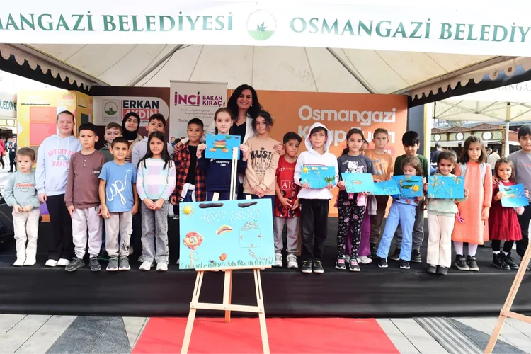 Bursalı 100 bini aşkın kitap sever Osmangazi’de buluştu