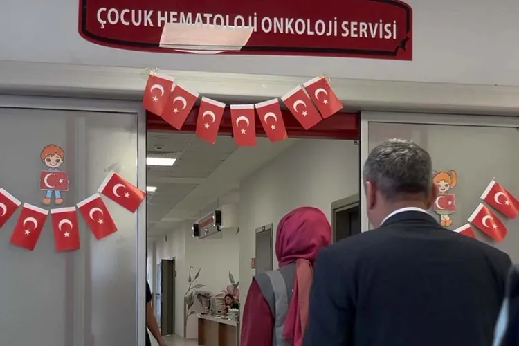 Sakarya Büyükşehir’den lösemili çocuklara yürekleri ısıtan ziyaret